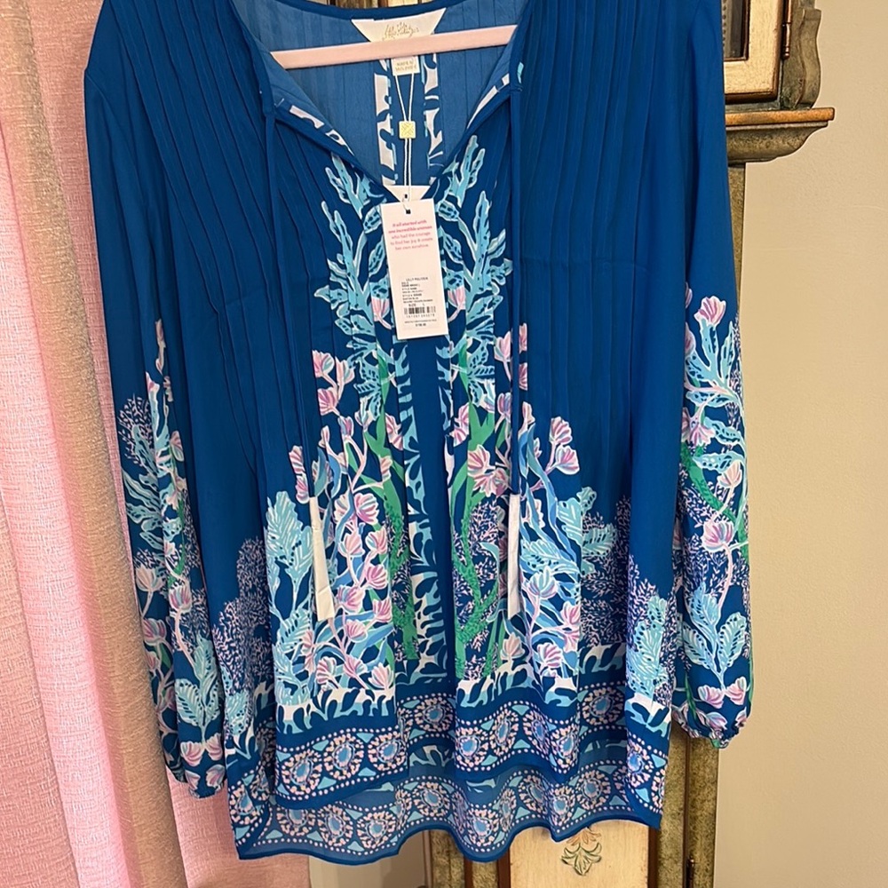 Lilly Pulitzer NWT Floral Blue Women's Top